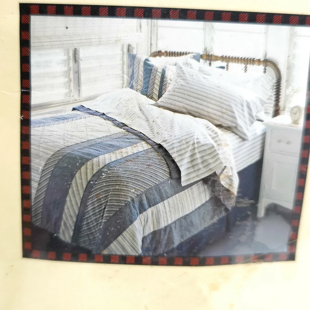 Woolrich Striped Standard Quilted Pillow‎ Sham Blue White Gold 20 x 26 (1)